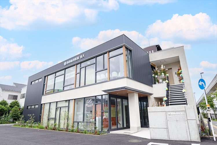 ２階が当院（エレベーターあり）